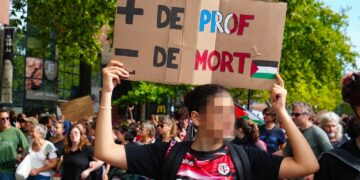 Parler de la Palestine en classe.  Le « devoir de réserve » à l’épreuve de l’institution scolaire